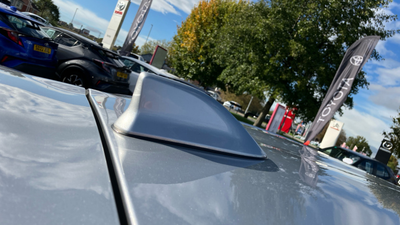 Toyota Yaris 1.5 Hybrid Design 5dr CVT Hybrid Hatchback